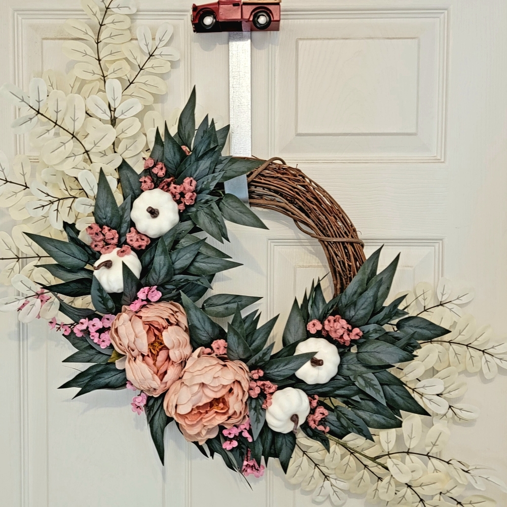 Gorgeous pink fall wreath